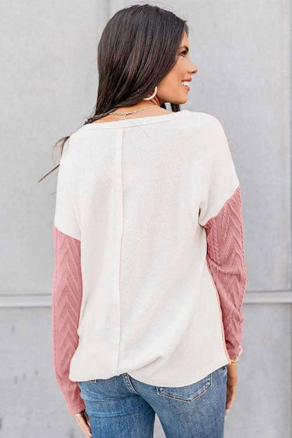 Color Block Sweater - Stylish & Versatile Top for All Seasons