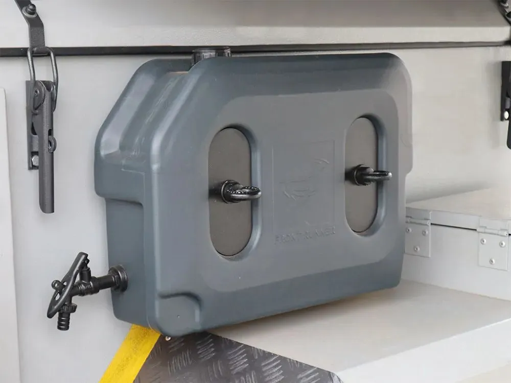 Front Runner Pro Water Tank Universal Side Mount | 20L