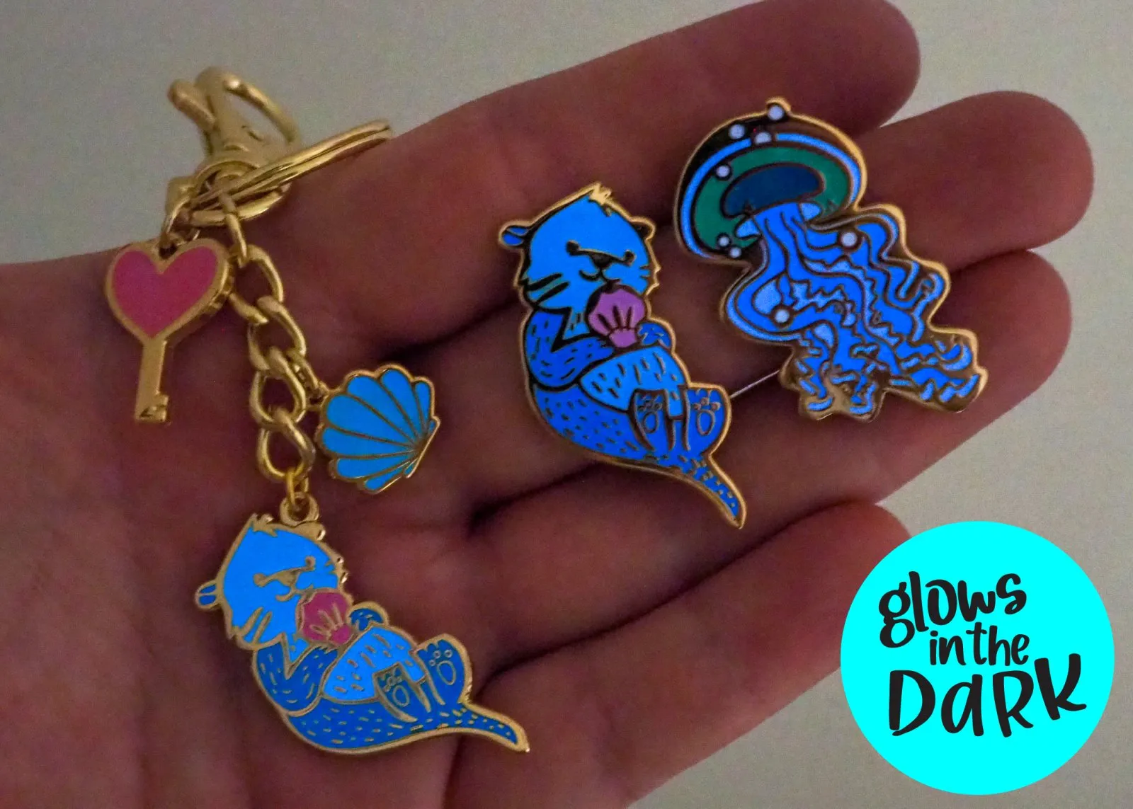 Sea Otter - Minty Green - Glow-in-the-dark - Lapel Pin